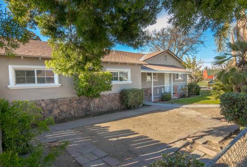 2401 Crommelin, Modesto, CA 95350 photo 2