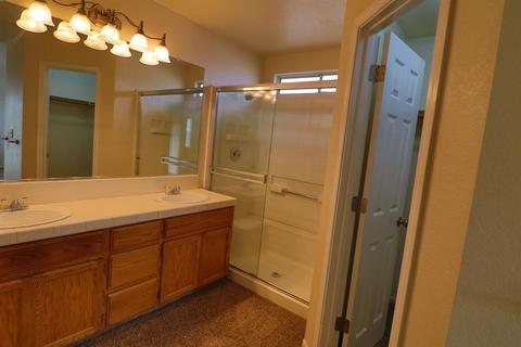 2225 Condor Ct, Lodi, CA 95240 photo 7