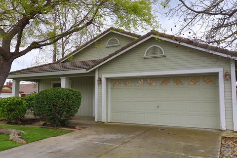 2225 Condor Ct, Lodi, CA 95240 photo 2