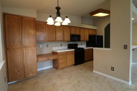 2225 Condor Ct, Lodi, CA 95240 photo 4