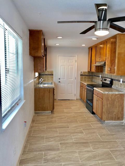 2425 Hamble Ln, Modesto, CA 95354 photo 4