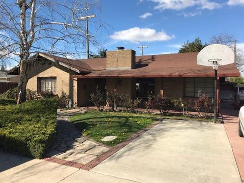 1431 Lake St, Lodi, CA 95242 photo 2