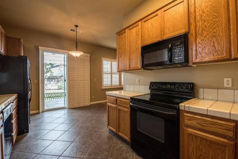 3809 Eton Ln, Modesto, CA 95355 photo 13