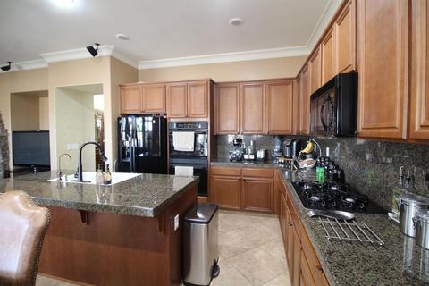 1098 Foxfire Dr, Manteca, CA 95337 photo 8