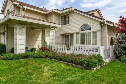 1266 Eagle St, Tracy, CA 95376 photo 3