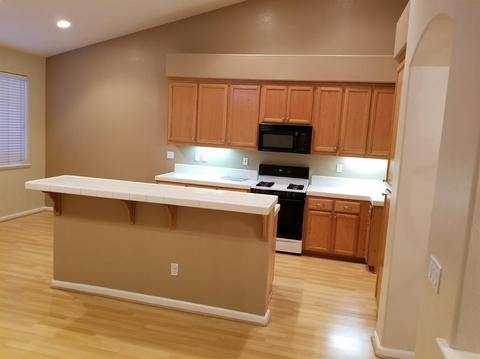 282 Fairmont Ln, Tracy, CA 95376 photo 13