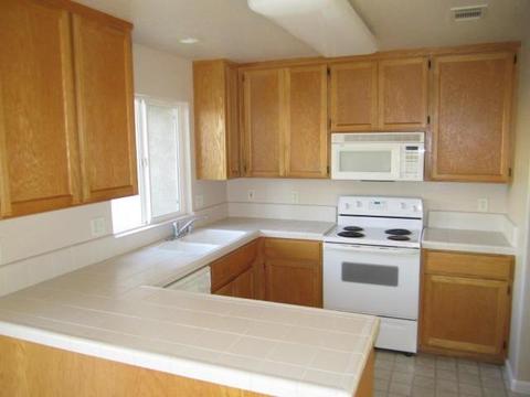 2416 Bluejay Way, Lodi, CA 95240 photo 4