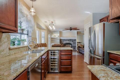 2065 Swanson Dr, Escalon, CA 95320 photo 4