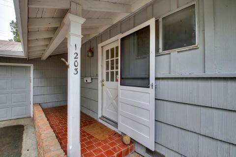 1203 Cornell Dr, Davis, CA 95616 photo 2