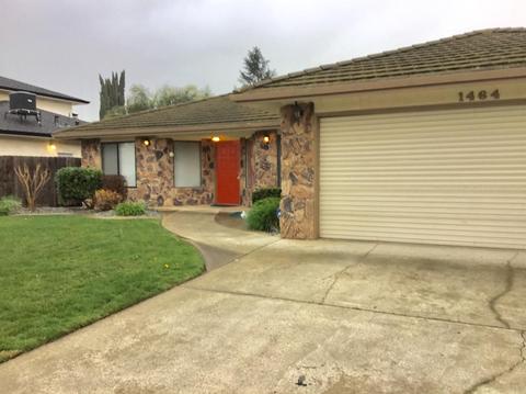 1464 Keagle Way, Lodi, CA 95242 photo 2