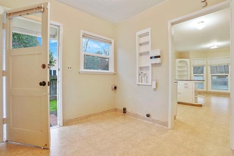 116 Park St, Lodi, CA 95240 photo 11