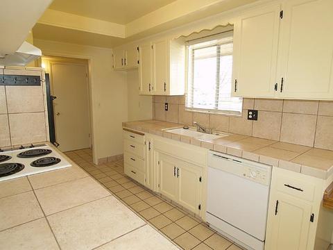 3309 Colonial Dr, Modesto, CA 95350 photo 14