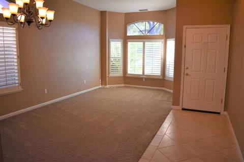8544 Chamonix Way, Antelope, CA 95843 photo 2