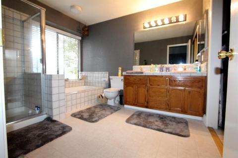 3337 Shawnee Dr, Modesto, CA 95350 photo 12