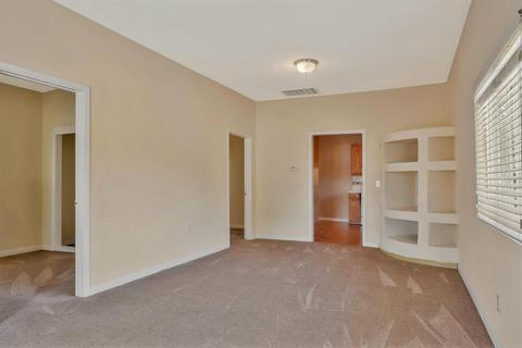 206 E 9th St, Tracy, CA 95376 photo 6