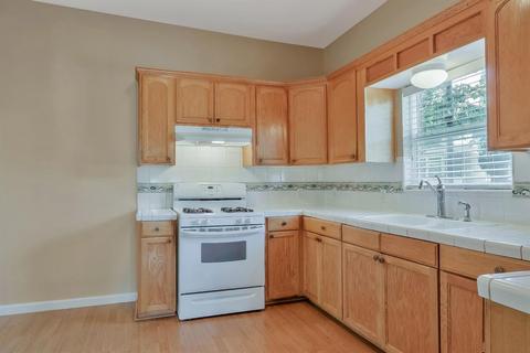 206 E 9th St, Tracy, CA 95376 photo 8