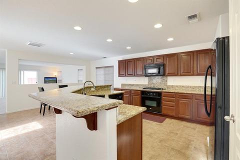 437 Renaissance Ave, Lathrop, CA 95330 photo 5