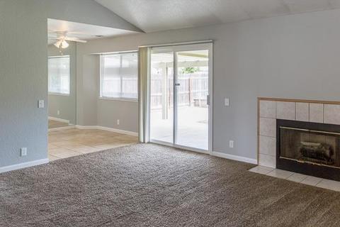 840 Cathedral Ln, Ceres, CA 95307 photo 4