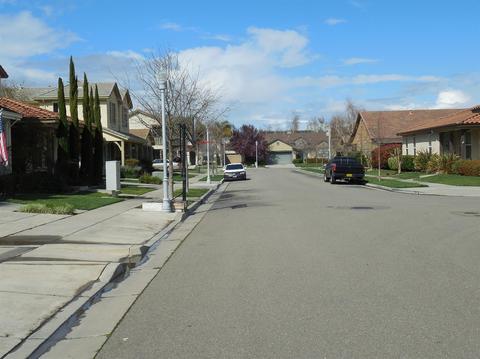 2471 Ivory Ln, Lodi, CA 95242 photo 2
