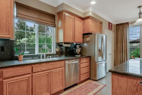 1306 Shady Ct, Tracy, CA 95377 photo 8