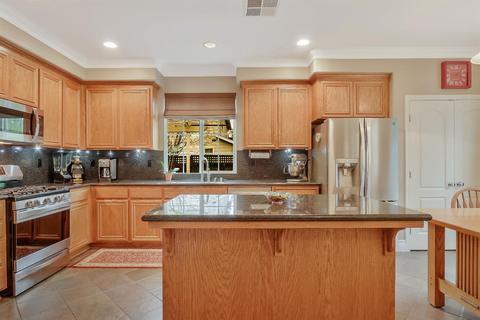 1306 Shady Ct, Tracy, CA 95377 photo 6