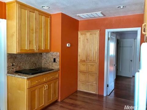 425 J St, Patterson, CA 95363 photo 8