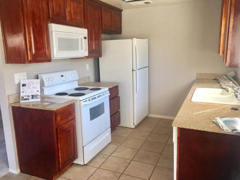 473 Cherry Ln #E, Manteca, CA 95337 photo 4