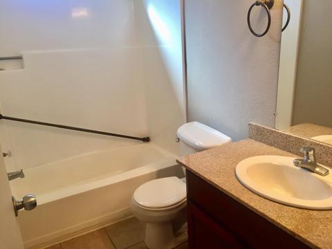 473 Cherry Ln #E, Manteca, CA 95337 photo 8