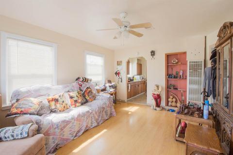 1633 Vernon Ave, Modesto, CA 95351 photo 2