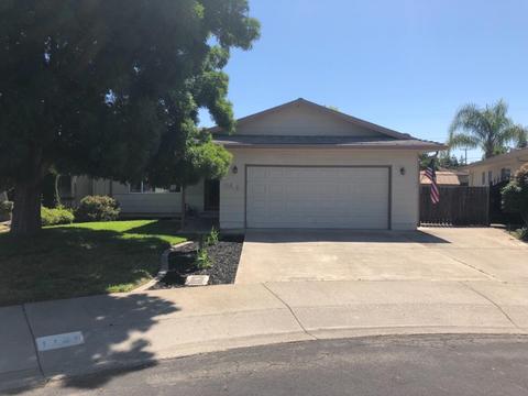 1128 Downing Dr, Lodi, CA 95242 photo 2