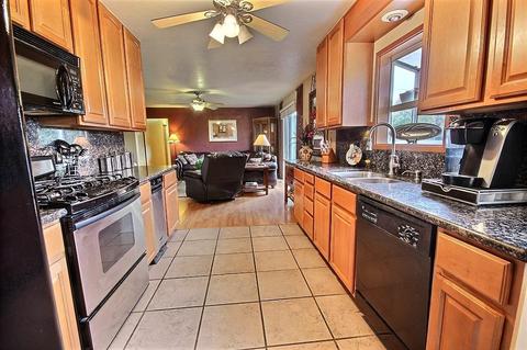 2225 W Lodi Ave, Lodi, CA 95242 photo 1