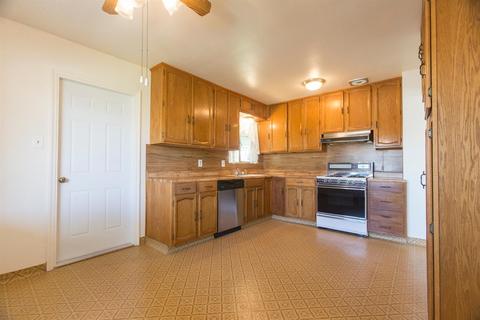 506 Lupton St, Manteca, CA 95337 photo 7