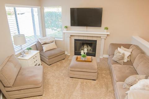 3418 Night Star Ct, Antelope, CA 95843 photo 2