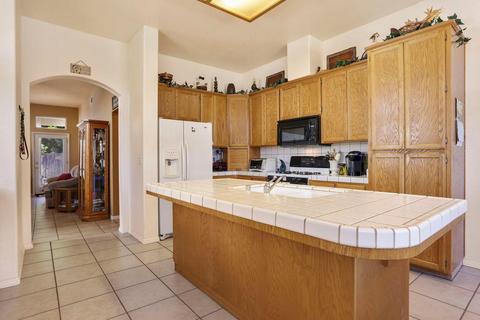 1972 Lauritson Ln, Manteca, CA 95336 photo 3