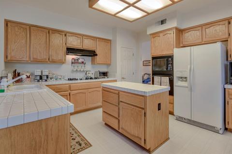 3025 Prado Ln, Davis, CA 95618 photo 12
