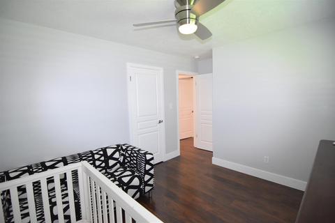 2401 Murray St, Turlock, CA 95382 photo 23