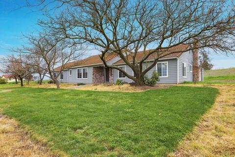 19155 E Liberty Rd, Clements, CA 95227 photo 1