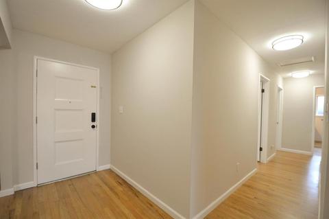 1027 Alameda Dr, Modesto, CA 95351 photo 3