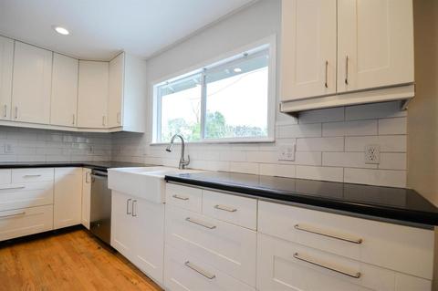 1027 Alameda Dr, Modesto, CA 95351 photo 13