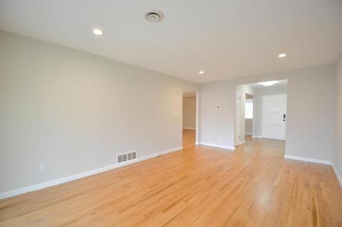 1027 Alameda Dr, Modesto, CA 95351 photo 5
