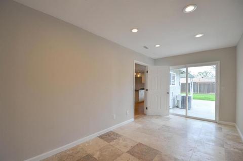 1027 Alameda Dr, Modesto, CA 95351 photo 14