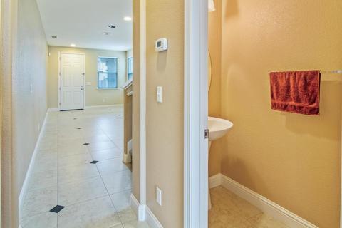244 Lazy Ridge Ave, Lathrop, CA 95330 photo 8