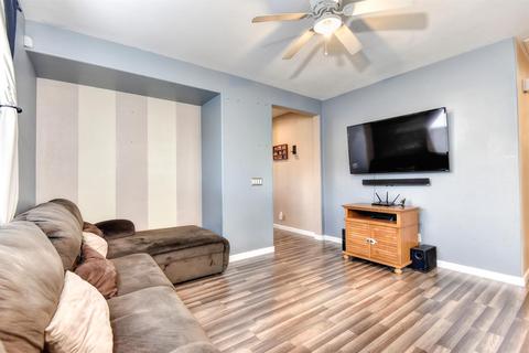 1759 Griego Ave, Olivehurst, CA 95961 photo 8