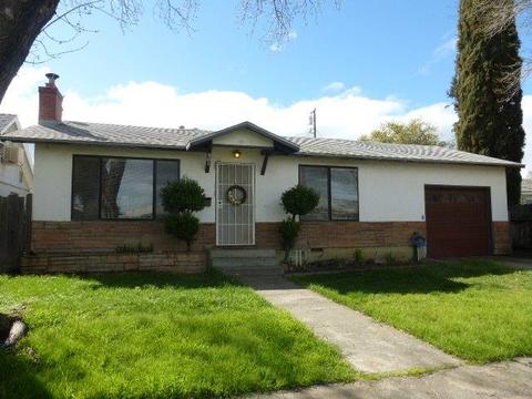 861 Walnut Dr, Gustine, CA 95322 photo 1