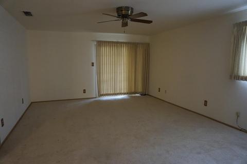 1427 Olson Dr, Gustine, CA 95322 photo 2