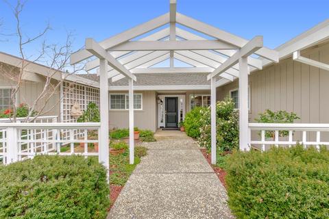 1111 Marina Cir, Davis, CA 95616 photo 2