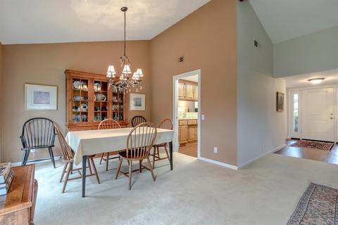 1111 Marina Cir, Davis, CA 95616 photo 8