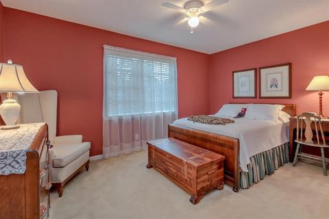 1111 Marina Cir, Davis, CA 95616 photo 21