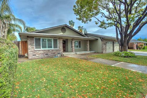 1961 E Hawkeye, Turlock, CA 95380 photo 3