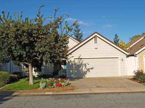 3933 Cougar Pl, Modesto, CA 95356 photo 1